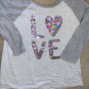 Sequins “L♡︎VE” shirt